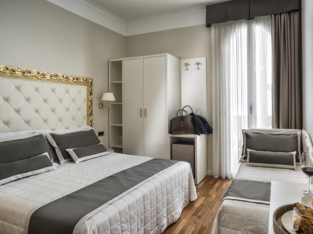Novecento Suite Hotel ริชโชเน ภายนอก รูปภาพ