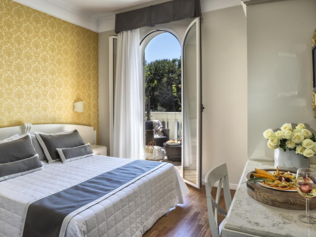Novecento Suite Hotel ริชโชเน ภายนอก รูปภาพ