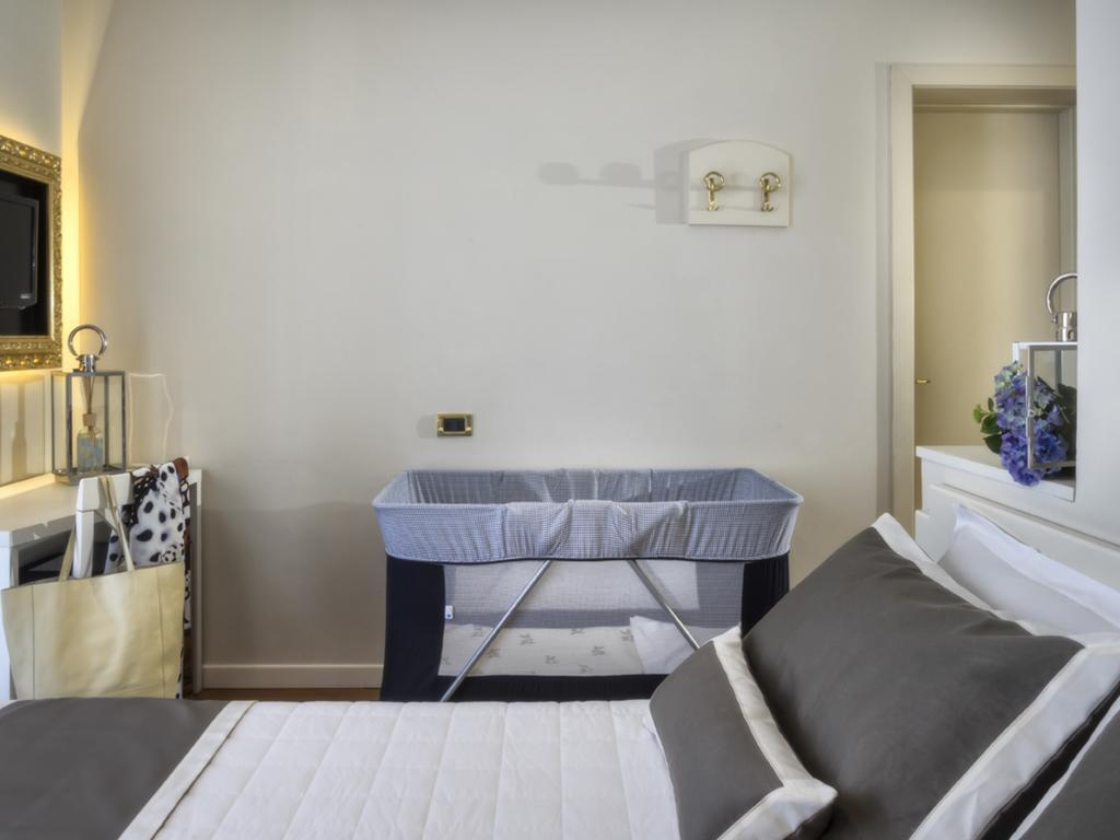 Novecento Suite Hotel ริชโชเน ภายนอก รูปภาพ