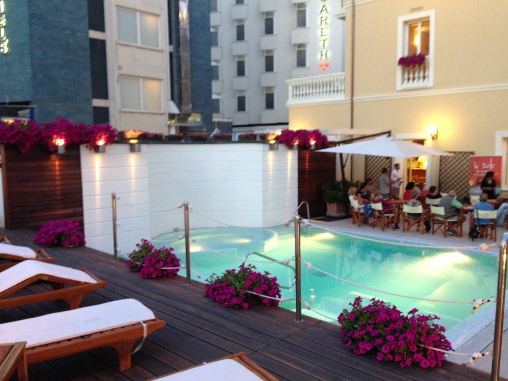 Novecento Suite Hotel ริชโชเน ภายนอก รูปภาพ