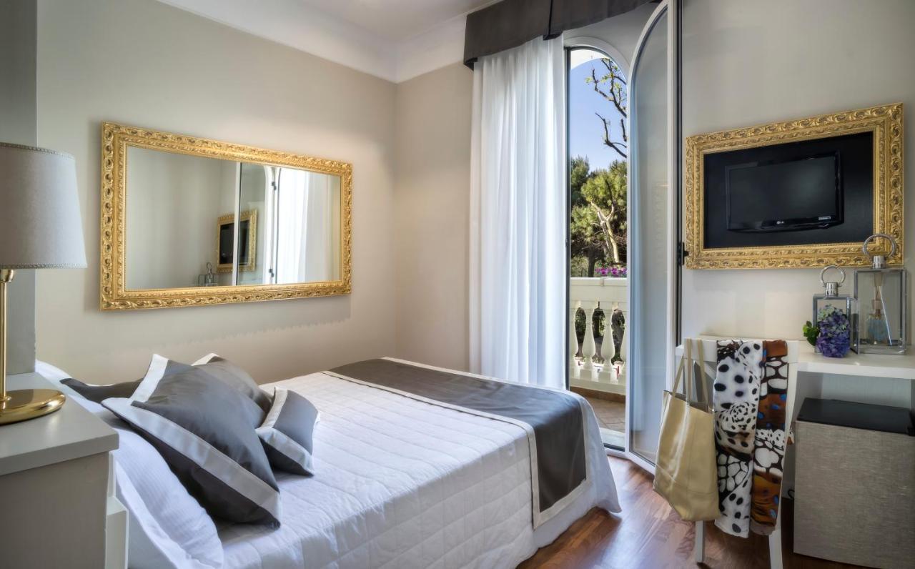 Novecento Suite Hotel ริชโชเน ภายนอก รูปภาพ